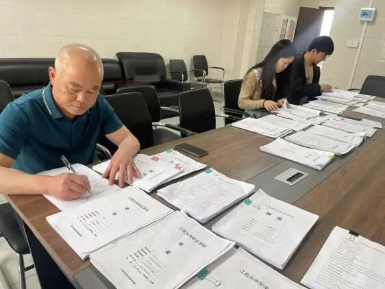 教务处_学校开展2024-2025学年第二学期教师备课情况及教学进度检查